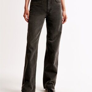 Abercrombie & Fitch High Rise Loose Jeans